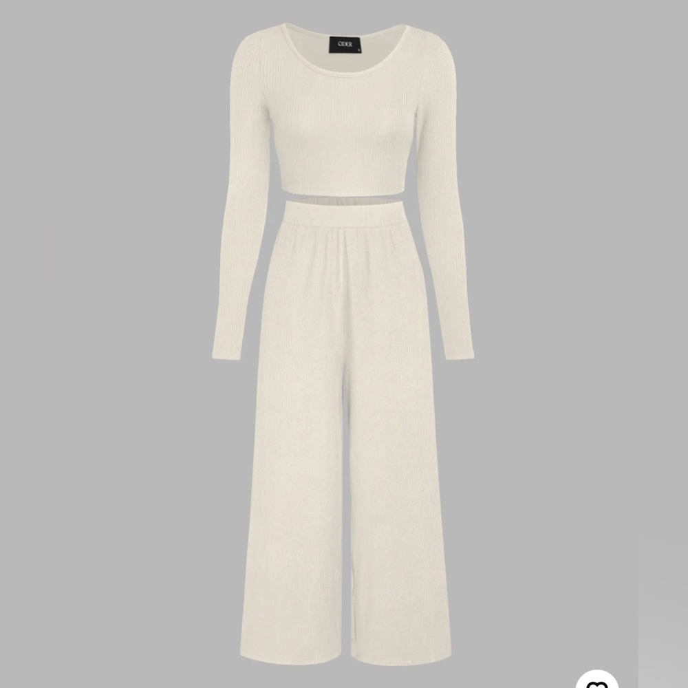 Solid knitted crop top & wide leg trousers SET by Cider